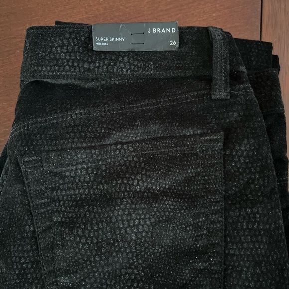 Original j brand jeans in soft fabric with silver snake print extra comfy size26 - Picture 5 of 6